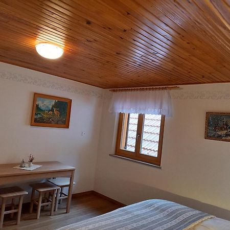 Tourist Farm Arbajter Villa Resnik Exterior photo