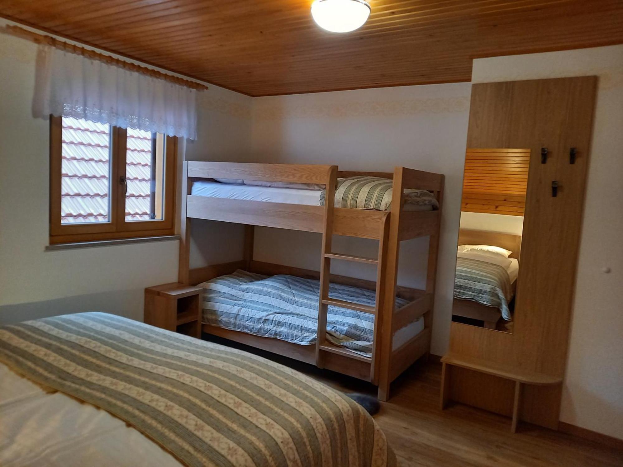 Tourist Farm Arbajter Villa Resnik Exterior photo